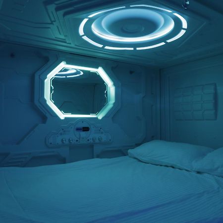 Capsula Hotel Erivan Exterior foto