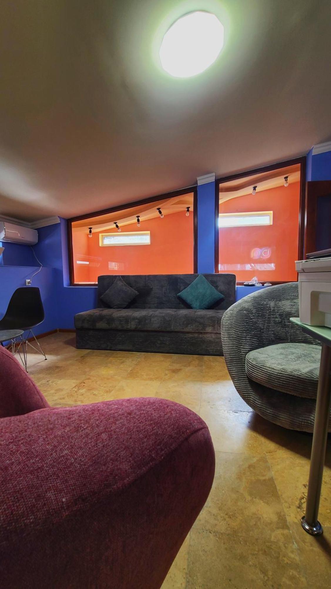 Capsula Hotel Erivan Exterior foto